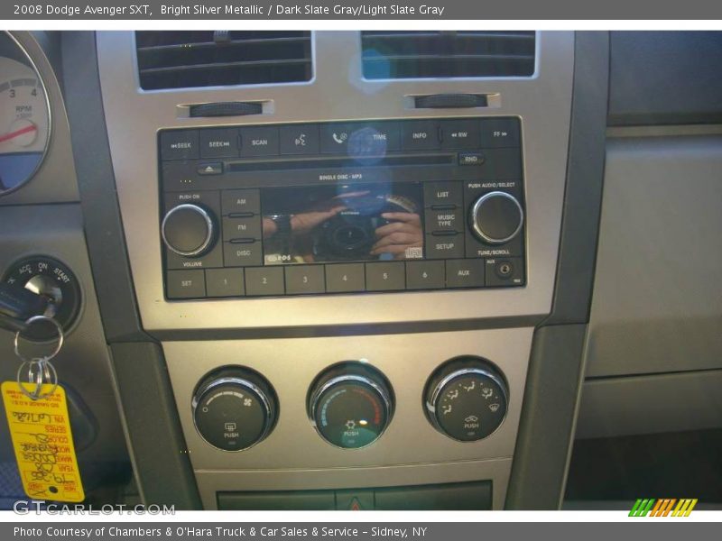 Bright Silver Metallic / Dark Slate Gray/Light Slate Gray 2008 Dodge Avenger SXT
