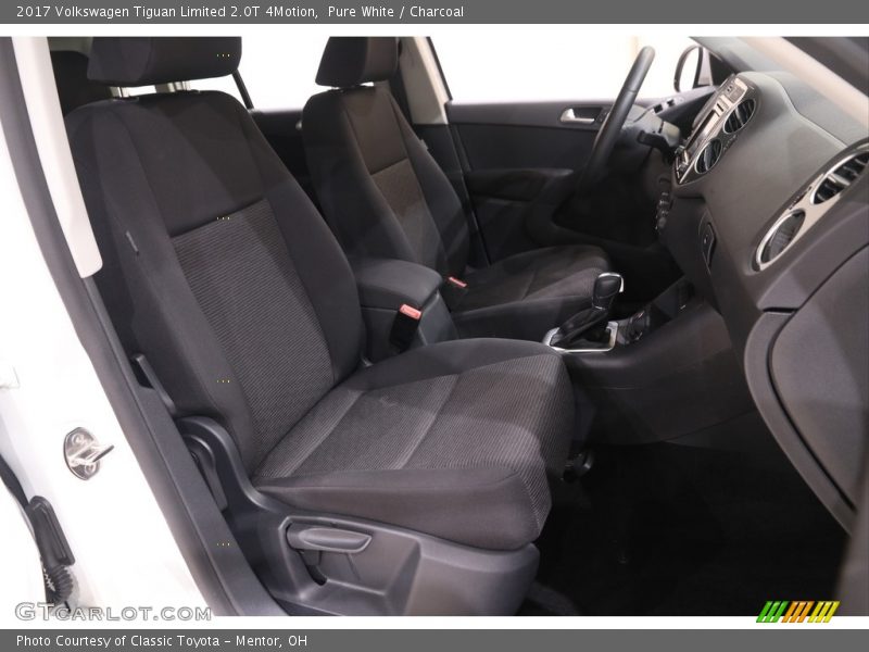Pure White / Charcoal 2017 Volkswagen Tiguan Limited 2.0T 4Motion