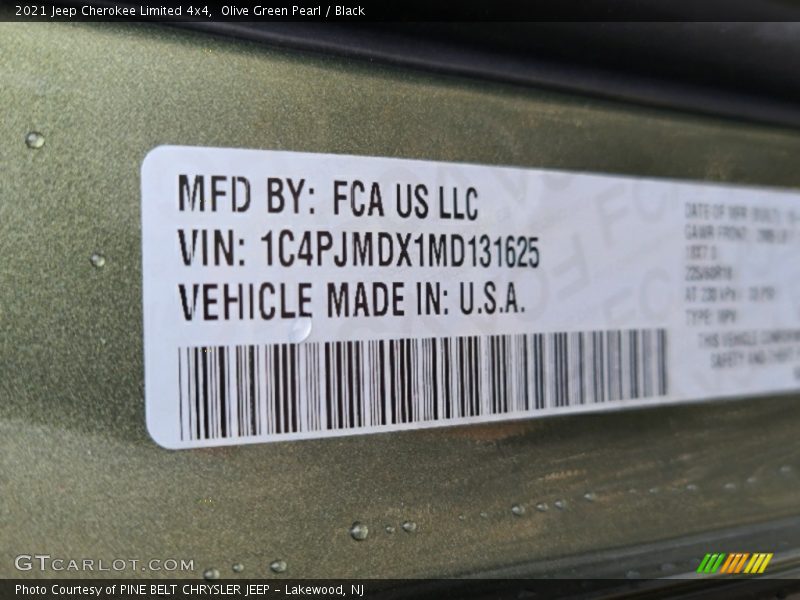 Olive Green Pearl / Black 2021 Jeep Cherokee Limited 4x4