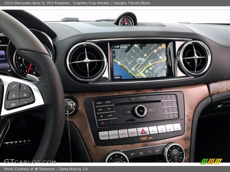 Controls of 2020 SL 450 Roadster