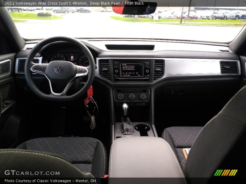 Deep Black Pearl / Titan Black 2021 Volkswagen Atlas Cross Sport S 4Motion