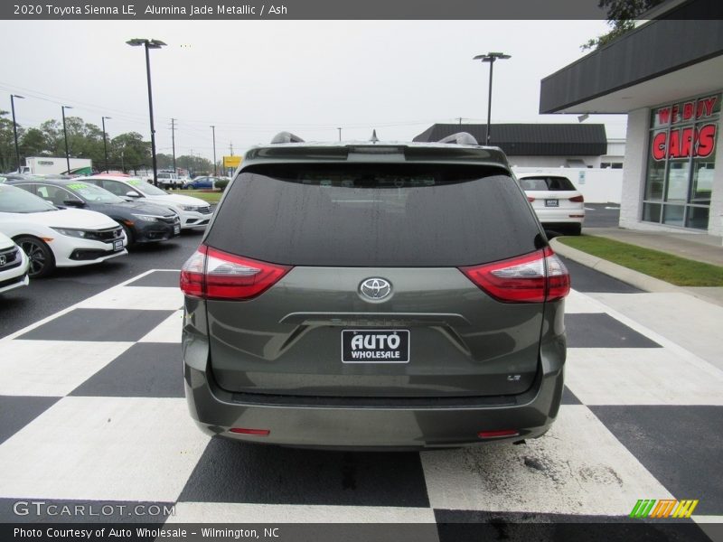 Alumina Jade Metallic / Ash 2020 Toyota Sienna LE