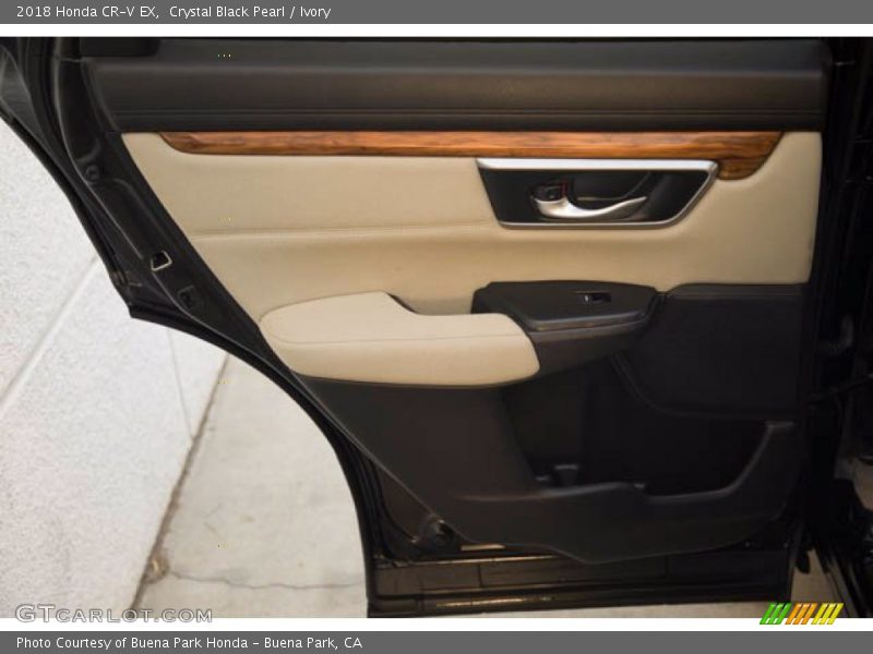 Crystal Black Pearl / Ivory 2018 Honda CR-V EX