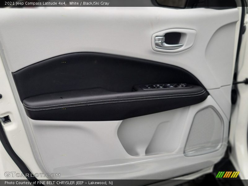 White / Black/Ski Gray 2021 Jeep Compass Latitude 4x4
