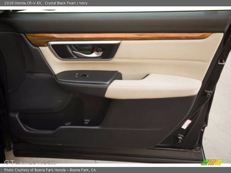 Crystal Black Pearl / Ivory 2018 Honda CR-V EX