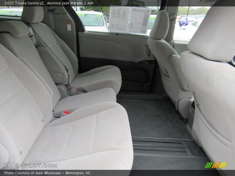 Alumina Jade Metallic / Ash 2020 Toyota Sienna LE