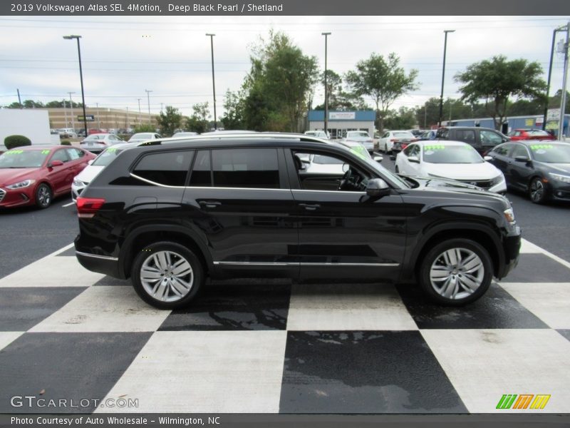 Deep Black Pearl / Shetland 2019 Volkswagen Atlas SEL 4Motion