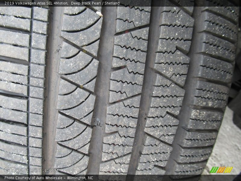Deep Black Pearl / Shetland 2019 Volkswagen Atlas SEL 4Motion