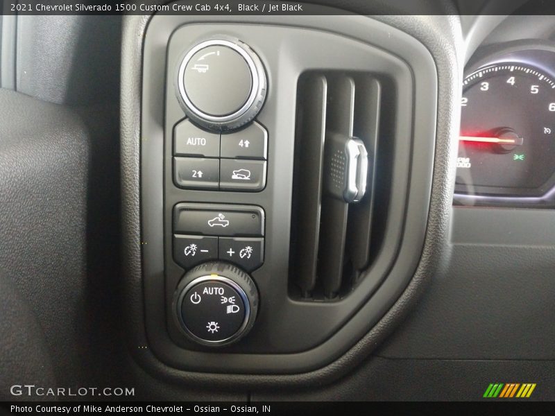 Black / Jet Black 2021 Chevrolet Silverado 1500 Custom Crew Cab 4x4