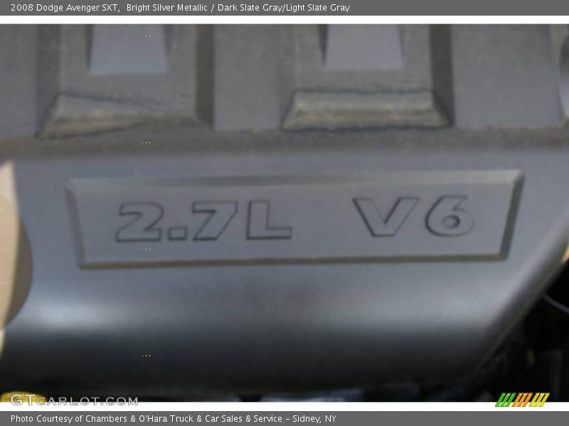 Bright Silver Metallic / Dark Slate Gray/Light Slate Gray 2008 Dodge Avenger SXT