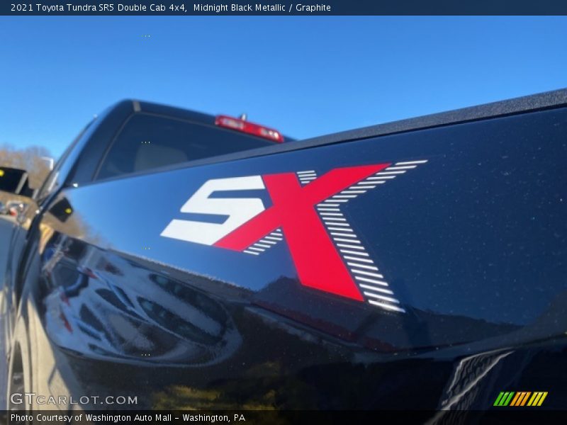 Midnight Black Metallic / Graphite 2021 Toyota Tundra SR5 Double Cab 4x4