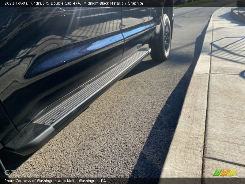 Midnight Black Metallic / Graphite 2021 Toyota Tundra SR5 Double Cab 4x4