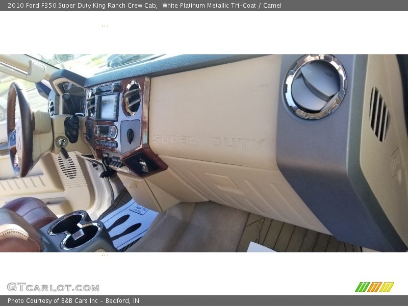 White Platinum Metallic Tri-Coat / Camel 2010 Ford F350 Super Duty King Ranch Crew Cab