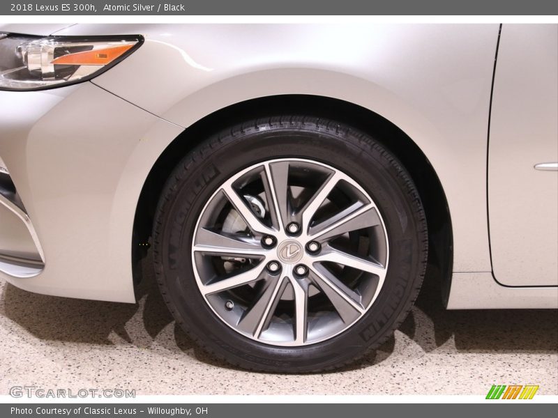  2018 ES 300h Wheel