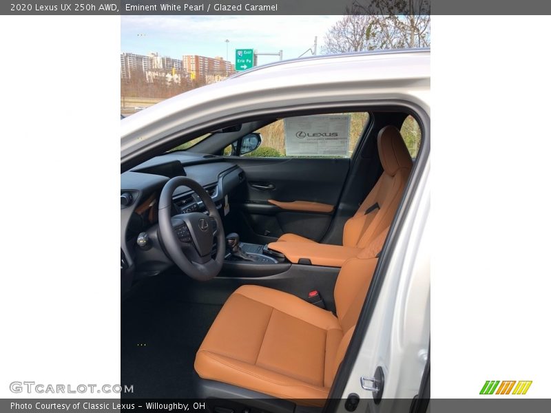 Eminent White Pearl / Glazed Caramel 2020 Lexus UX 250h AWD