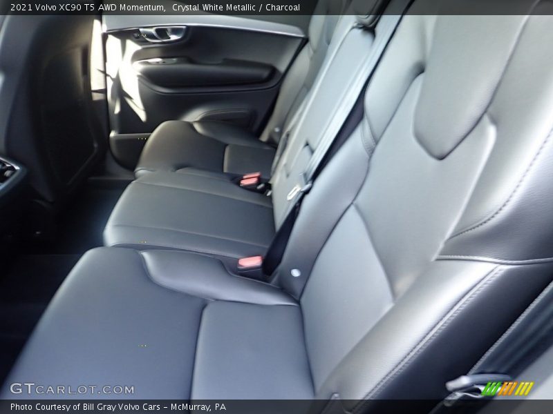 Crystal White Metallic / Charcoal 2021 Volvo XC90 T5 AWD Momentum