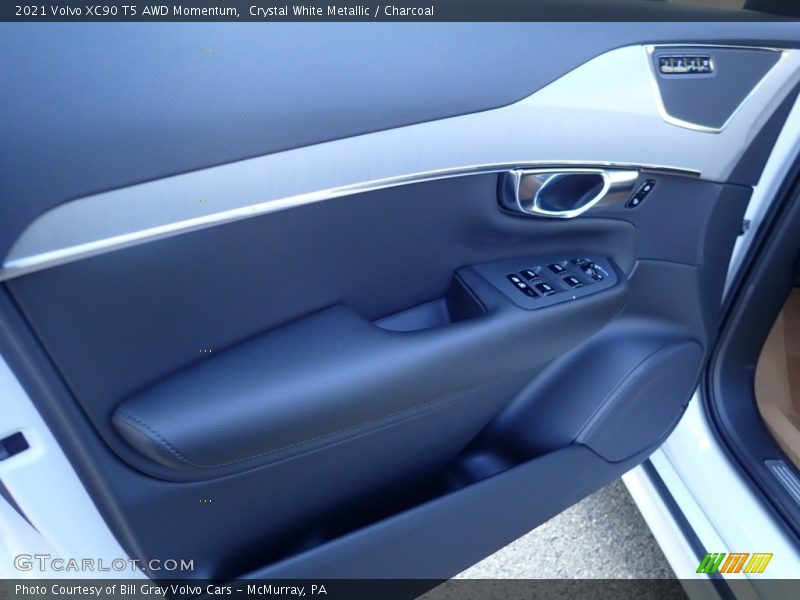 Crystal White Metallic / Charcoal 2021 Volvo XC90 T5 AWD Momentum