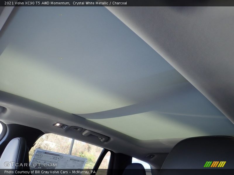 Crystal White Metallic / Charcoal 2021 Volvo XC90 T5 AWD Momentum