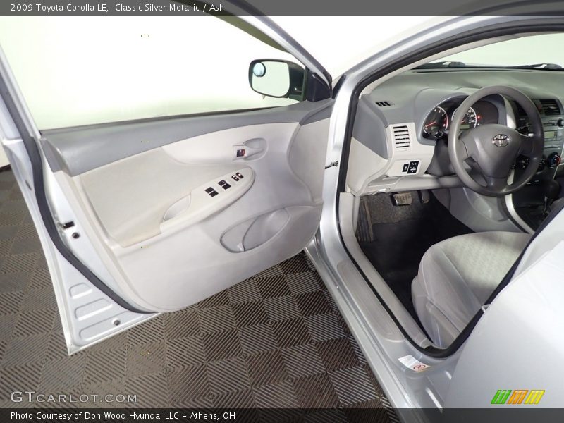 Classic Silver Metallic / Ash 2009 Toyota Corolla LE