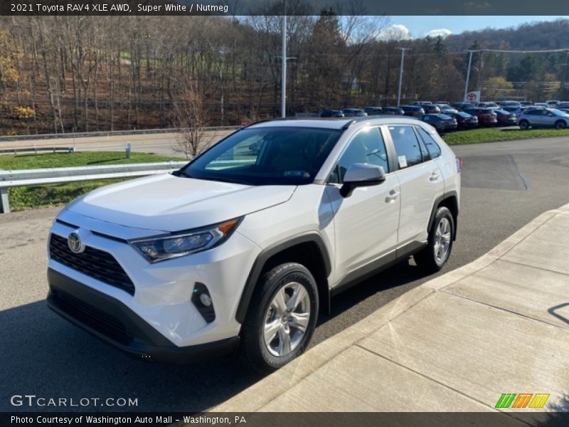 Super White / Nutmeg 2021 Toyota RAV4 XLE AWD
