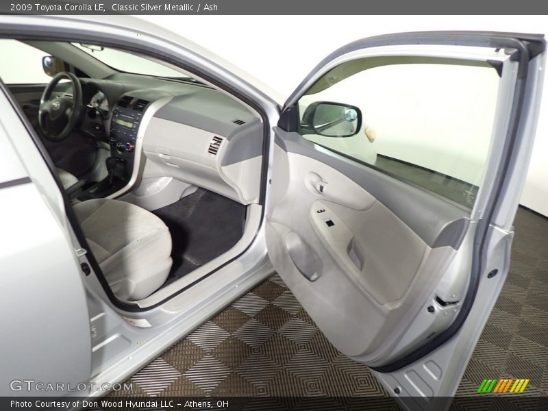 Classic Silver Metallic / Ash 2009 Toyota Corolla LE