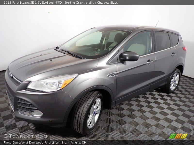 Sterling Gray Metallic / Charcoal Black 2013 Ford Escape SE 1.6L EcoBoost 4WD