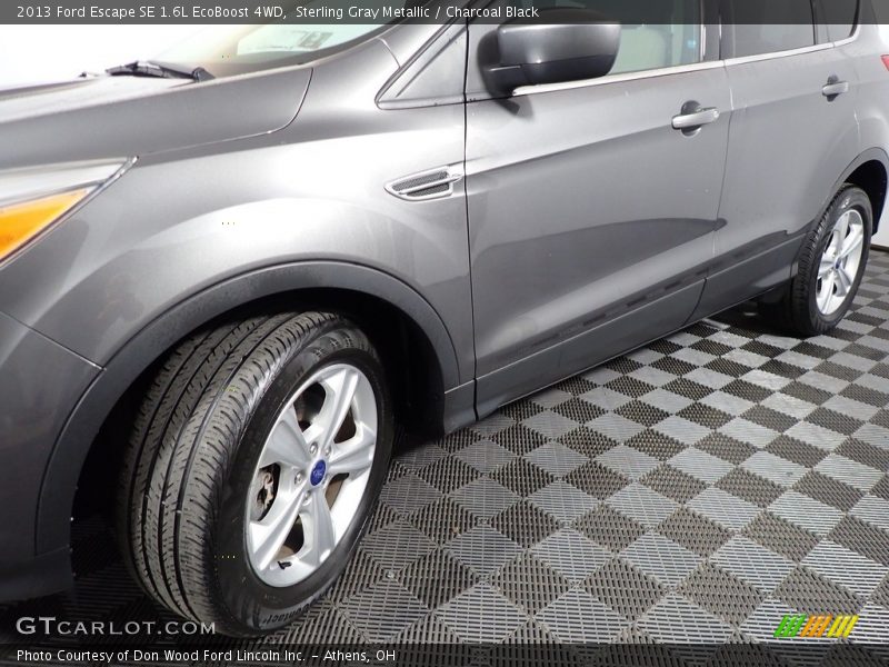 Sterling Gray Metallic / Charcoal Black 2013 Ford Escape SE 1.6L EcoBoost 4WD