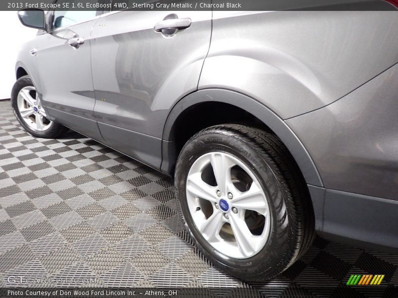 Sterling Gray Metallic / Charcoal Black 2013 Ford Escape SE 1.6L EcoBoost 4WD