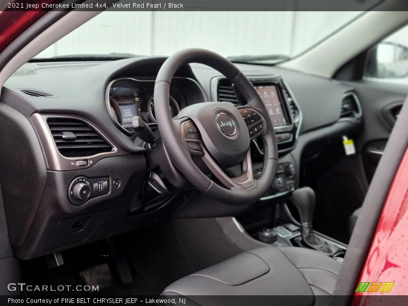 Velvet Red Pearl / Black 2021 Jeep Cherokee Limited 4x4