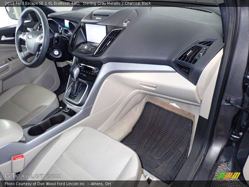 Sterling Gray Metallic / Charcoal Black 2013 Ford Escape SE 1.6L EcoBoost 4WD