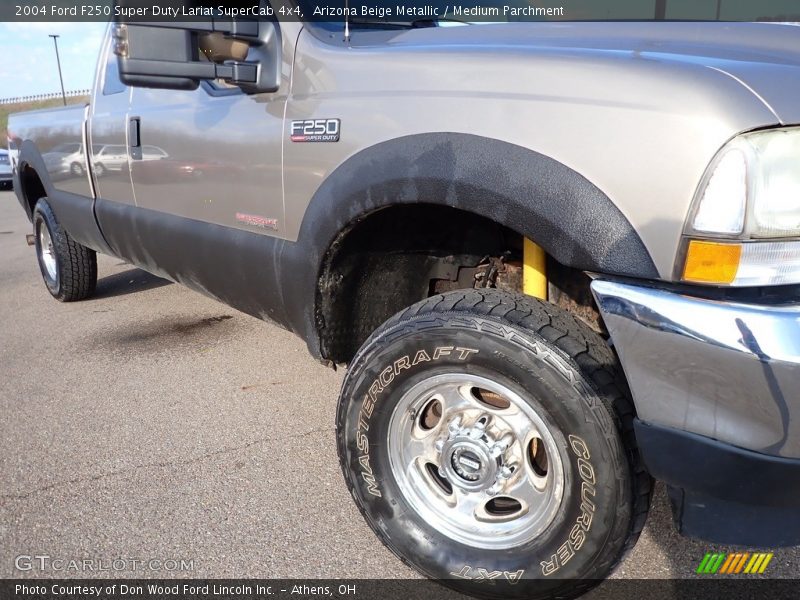 Arizona Beige Metallic / Medium Parchment 2004 Ford F250 Super Duty Lariat SuperCab 4x4