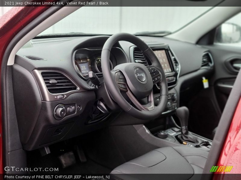 Velvet Red Pearl / Black 2021 Jeep Cherokee Limited 4x4
