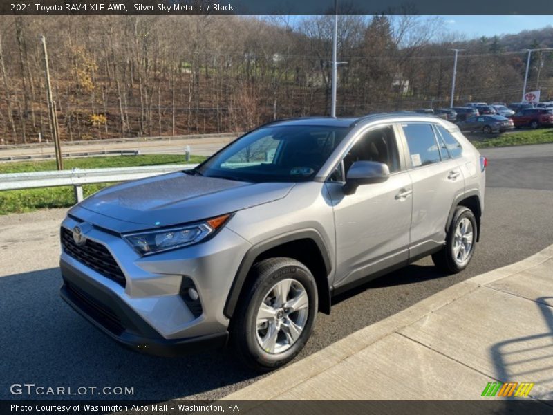 Silver Sky Metallic / Black 2021 Toyota RAV4 XLE AWD