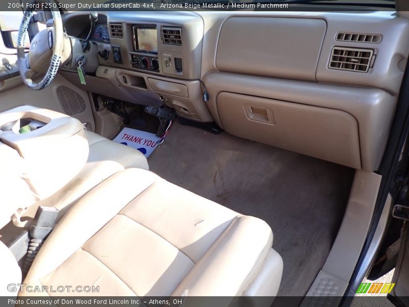 Arizona Beige Metallic / Medium Parchment 2004 Ford F250 Super Duty Lariat SuperCab 4x4