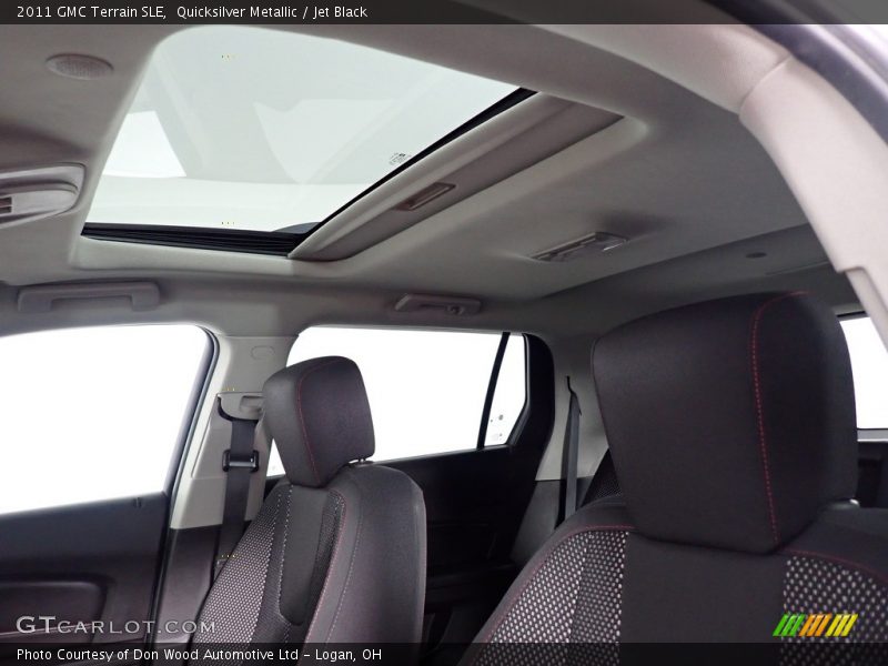 Quicksilver Metallic / Jet Black 2011 GMC Terrain SLE