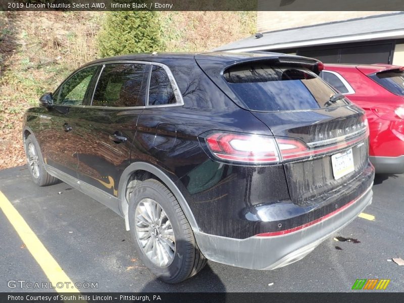 Infinite Black / Ebony 2019 Lincoln Nautilus Select AWD