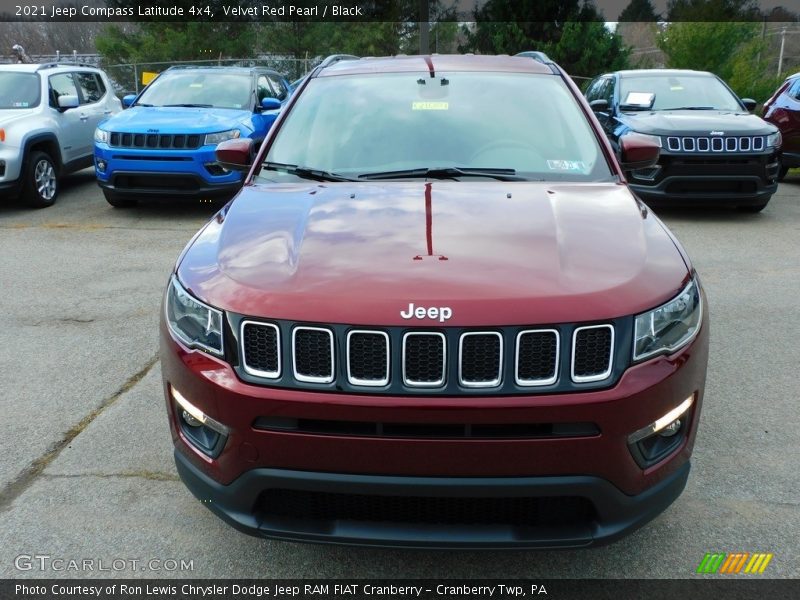 Velvet Red Pearl / Black 2021 Jeep Compass Latitude 4x4