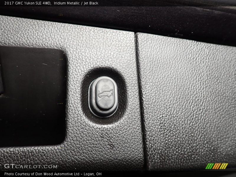 Iridium Metallic / Jet Black 2017 GMC Yukon SLE 4WD