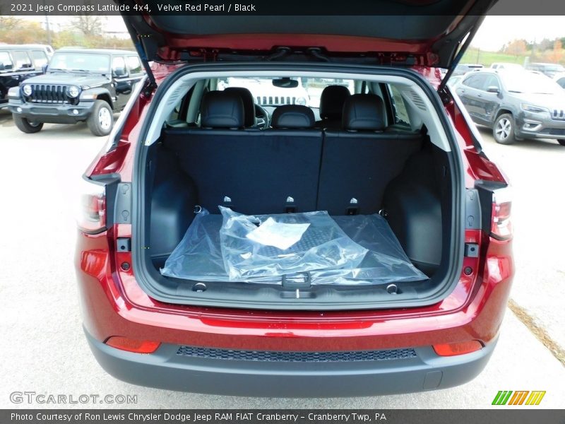 Velvet Red Pearl / Black 2021 Jeep Compass Latitude 4x4