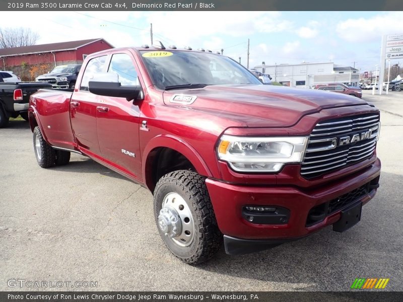 Front 3/4 View of 2019 3500 Laramie Crew Cab 4x4