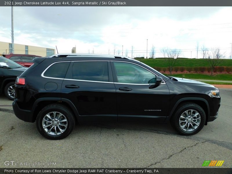 Sangria Metallic / Ski Gray/Black 2021 Jeep Cherokee Latitude Lux 4x4