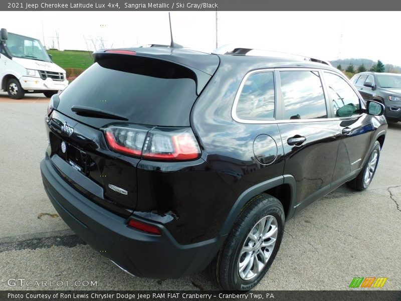 Sangria Metallic / Ski Gray/Black 2021 Jeep Cherokee Latitude Lux 4x4