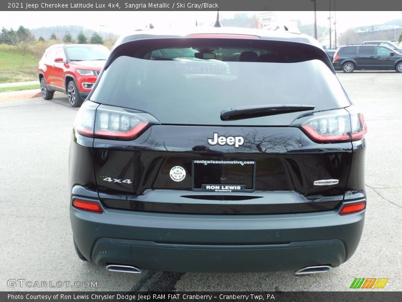 Sangria Metallic / Ski Gray/Black 2021 Jeep Cherokee Latitude Lux 4x4