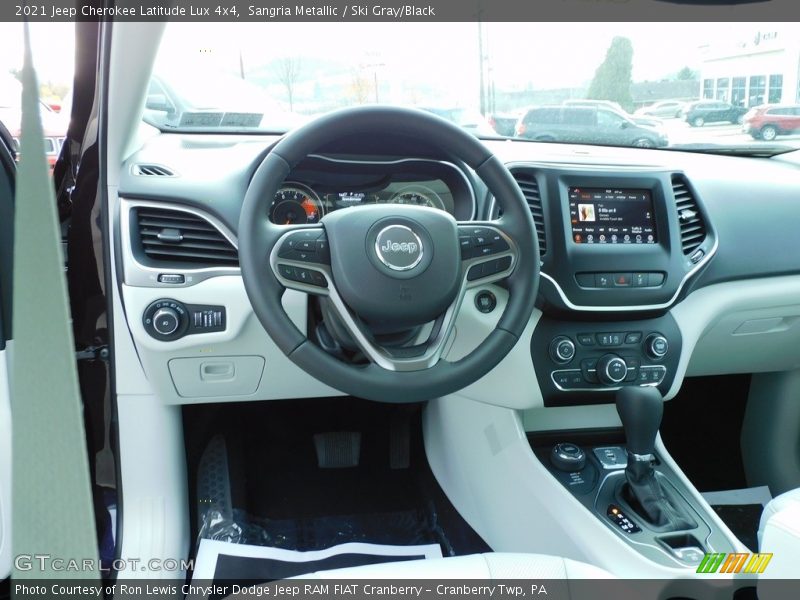 Dashboard of 2021 Cherokee Latitude Lux 4x4