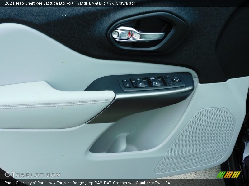 Door Panel of 2021 Cherokee Latitude Lux 4x4