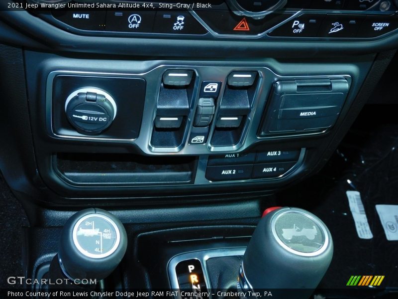 Sting-Gray / Black 2021 Jeep Wrangler Unlimited Sahara Altitude 4x4
