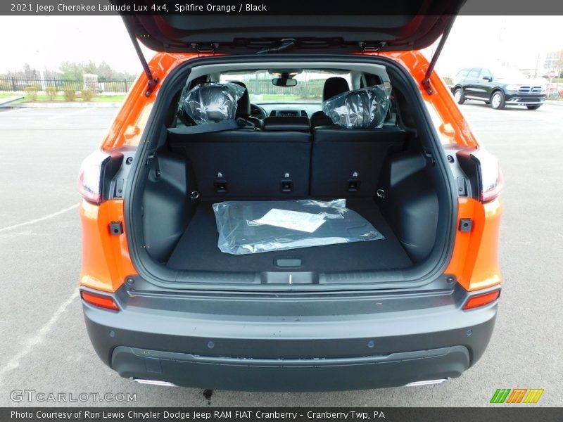Spitfire Orange / Black 2021 Jeep Cherokee Latitude Lux 4x4