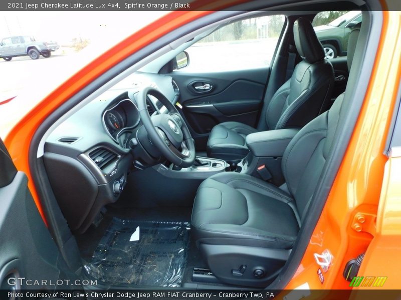  2021 Cherokee Latitude Lux 4x4 Black Interior