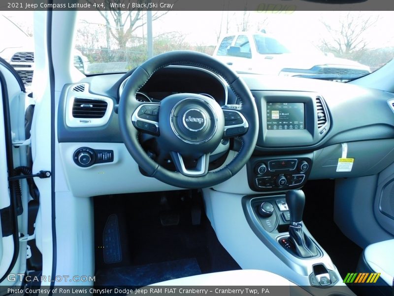 White / Black/Ski Gray 2021 Jeep Compass Latitude 4x4