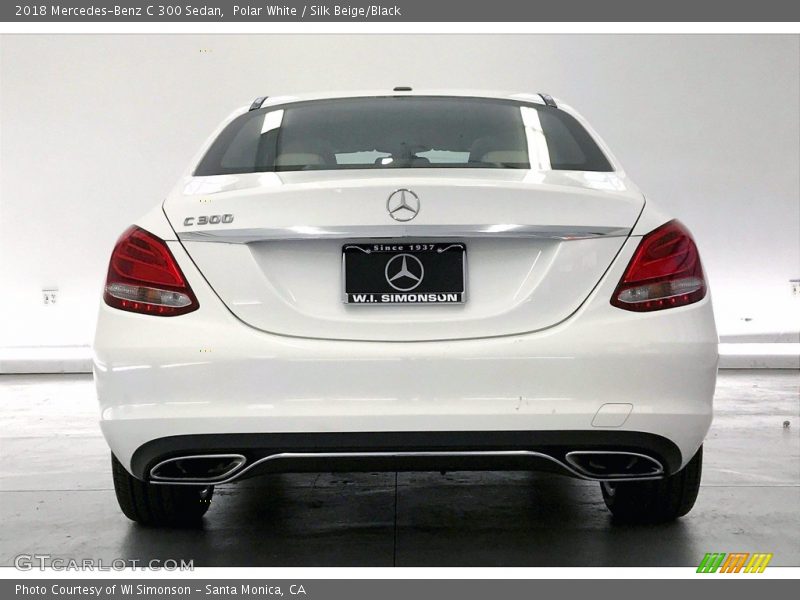 Polar White / Silk Beige/Black 2018 Mercedes-Benz C 300 Sedan